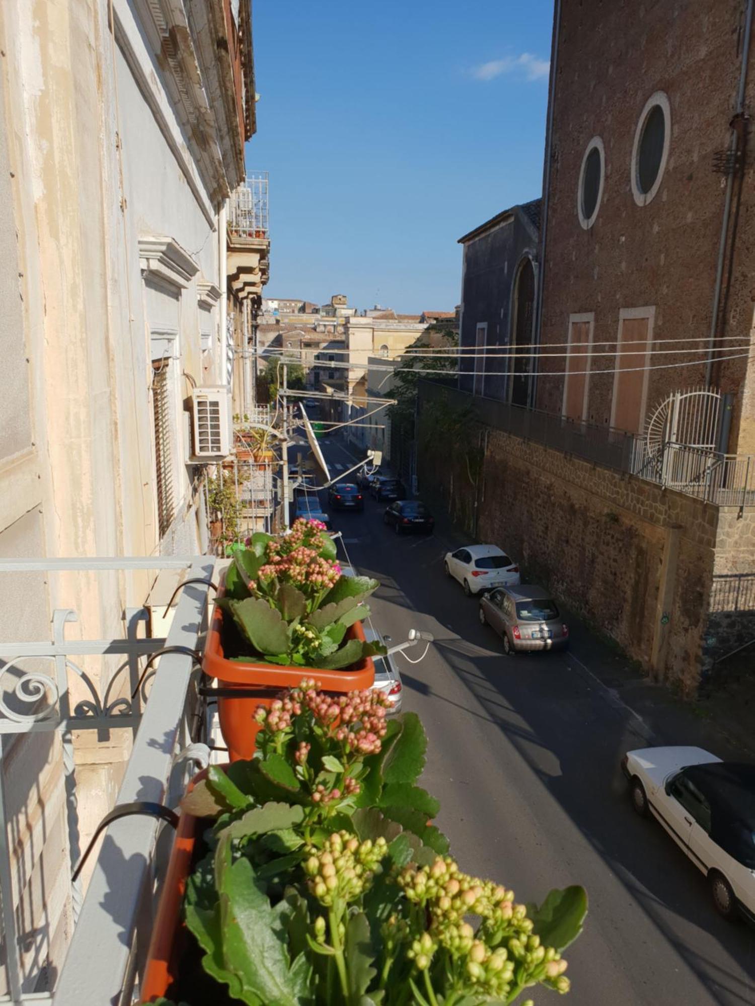 #Casuzzabedda Lägenhet Catania Exteriör bild